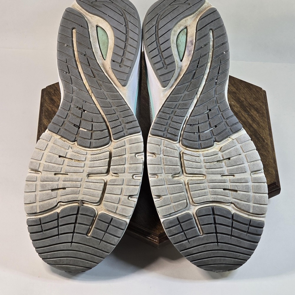 New Balance 860 v10 Running Shoes Womens Size 11 Gray Mint Sneakers W860P10 - Picture 10 of 11